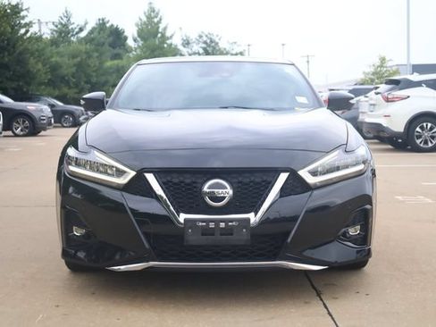 Used 2019 Nissan Maxima SR w/ Premium Package FWD image 3