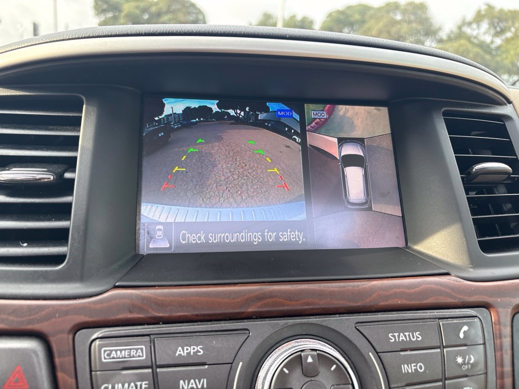 Used 2018 Nissan Pathfinder Platinum FWD image 15