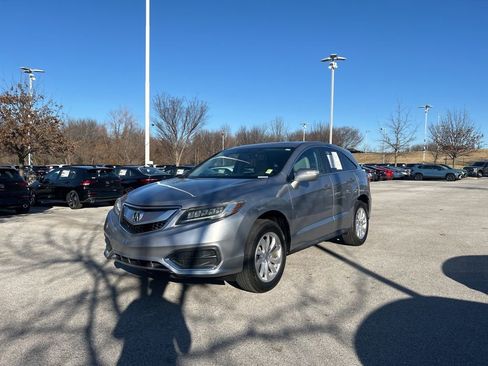 Used 2017 Acura RDX AWD image 3