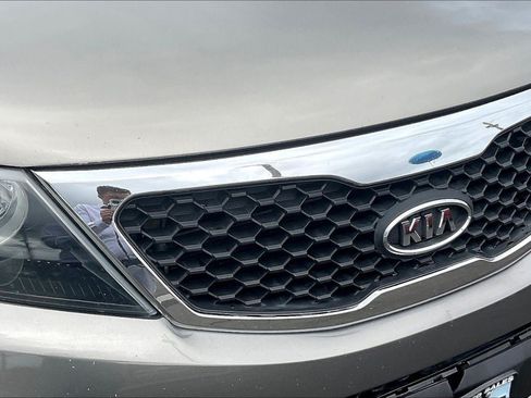 Used 2011 Kia Sorento 2WD w/ Convenience Pkg image 30