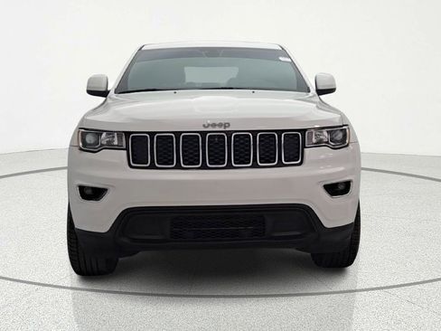 Used 2022 Jeep Grand Cherokee Laredo X image 2