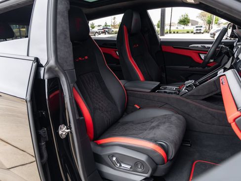 Used 2024 Lamborghini Urus S AWD/4WD image 46