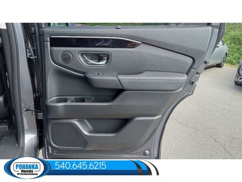 New 2025 Honda Pilot Touring image 42