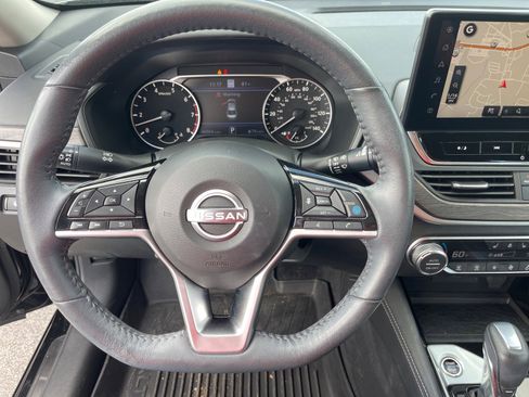 Used 2023 Nissan Altima 2.5 SL image 7