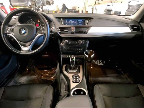 Used 2015 BMW X1 xDrive28i image 16