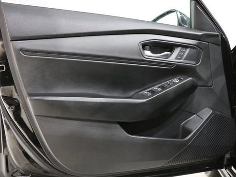 Used 2025 Honda Accord EX-L image 19