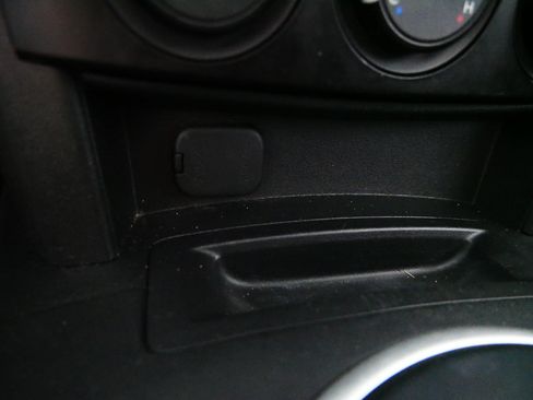 Used 2008 MAZDA MX-5 Miata Touring RWD image 31