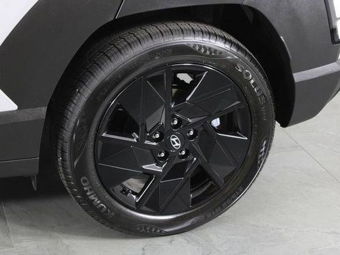 Used 2026 Hyundai Kona SEL Sport FWD image 13