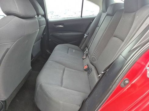 Used 2021 Toyota Corolla LE image 12