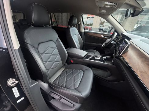 Used 2026 Volkswagen Atlas SE FWD image 38