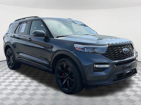 Used 2022 Ford Explorer ST w/ Equipment Group 401A image 3