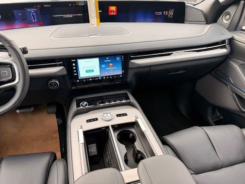 New 2025 Lincoln Navigator Reserve w/ Jet Appearance Package image 19