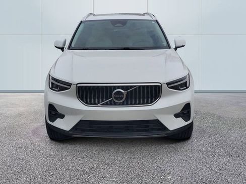 Certified 2023 Volvo XC40 B5 Plus w/ Protection Package Premier AWD/4WD image 2
