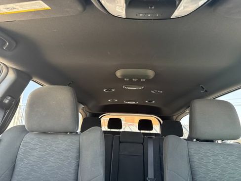 Used 2025 Dodge Durango GT AWD/4WD image 21
