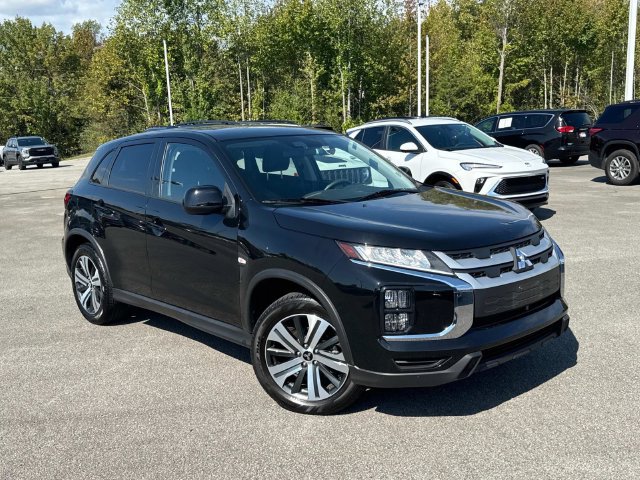 Used 2025 Mitsubishi Outlander Sport AWD image 2