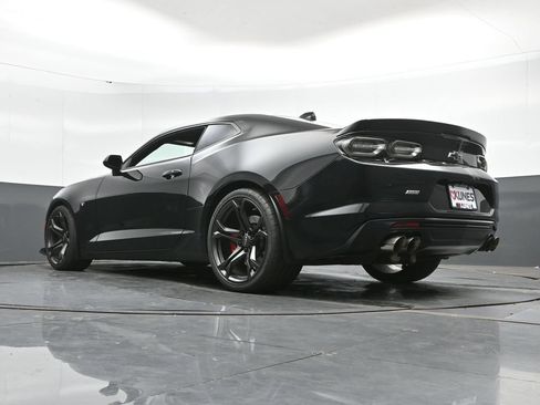 Used 2022 Chevrolet Camaro SS RWD image 49