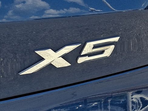 Used 2019 BMW X5 xDrive40i w/ Premium Package 2 AWD/4WD image 37