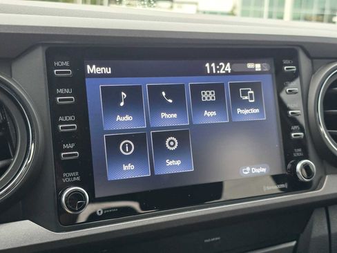 Used 2020 Toyota Tacoma TRD Off-Road image 27