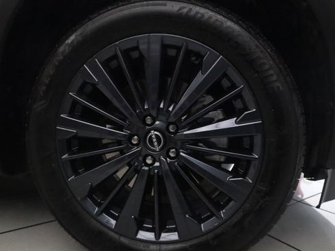 New 2026 Nissan Pathfinder SL w/ SL Premium Package image 5