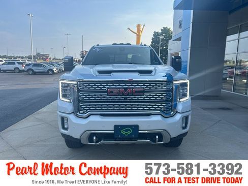 Certified 2022 GMC Sierra 2500 Denali w/ LPO, GMC Protection Package AWD/4WD image 2