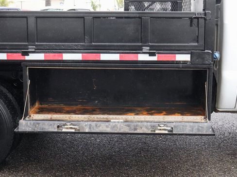 Used 2011 Ford F550 4x4 Crew Cab Super Duty w/ Payload Upgrade Pkg image 42