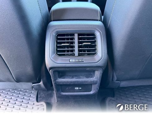 Used 2022 Volkswagen Taos SE image 20