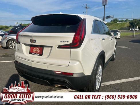Used 2019 Cadillac XT4 Luxury w/ Cold Weather Package image 5