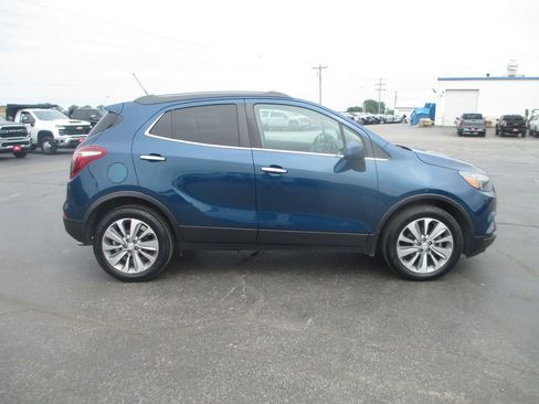 Used 2020 Buick Encore Preferred FWD image 5