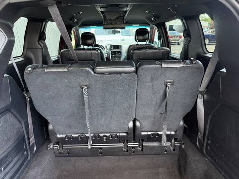 Used 2016 Dodge Grand Caravan R/T FWD image 6