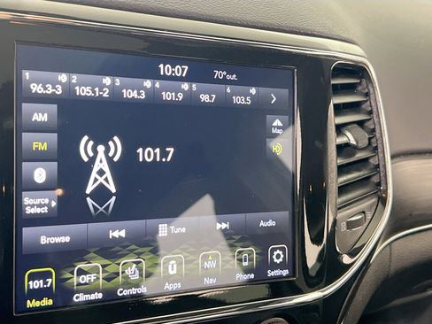 Used 2022 Jeep Grand Cherokee Limited w/ Trailer Tow Group IV image 15