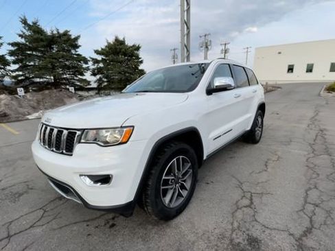 Used 2020 Jeep Grand Cherokee Limited w/ Luxury Group II image 5