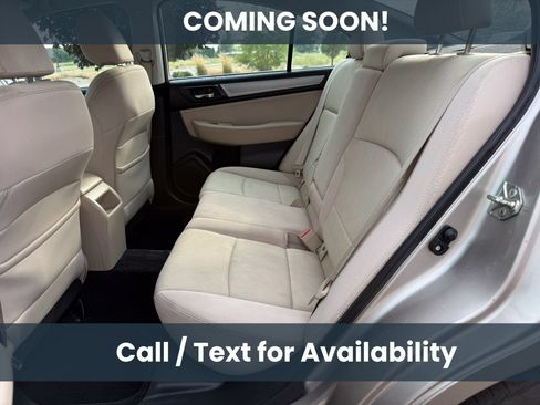 Used 2015 Subaru Legacy 2.5i Premium AWD/4WD image 9