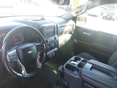 Used 2021 Chevrolet Silverado 1500 LT image 9