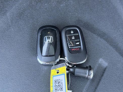 Used 2024 Honda HR-V EX-L image 21