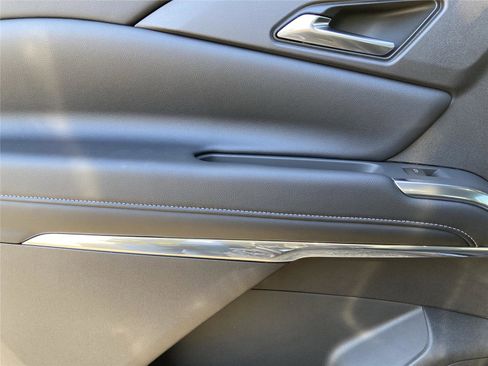 New 2026 Chevrolet Traverse LT w/ Midnight/Sport Edition image 28