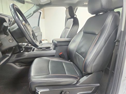 Used 2024 Ford F250 Lariat w/ Sport Appearance Package image 19