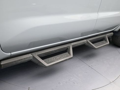 Used 2022 Nissan Frontier Pro-X image 31