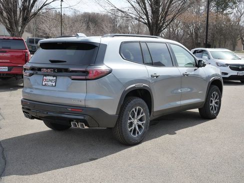 New 2026 GMC Acadia AT4 w/ Luxury Package AWD/4WD image 17