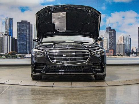 New 2026 Mercedes-Benz S 500 4MATIC image 4