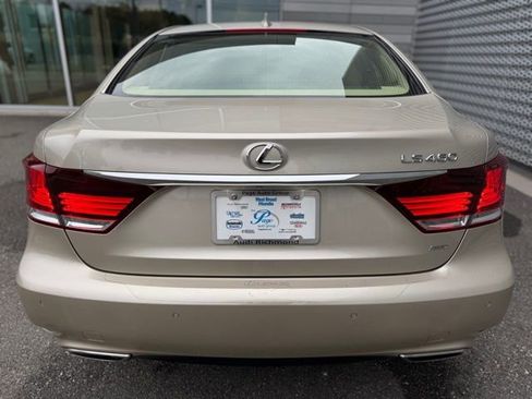Used 2014 Lexus LS 460 AWD w/ Comfort Package image 4