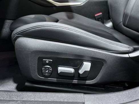 Used 2021 BMW 330e w/ M Sport Package image 23