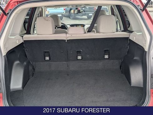 Used 2017 Subaru Forester 2.5i Premium AWD/4WD image 10