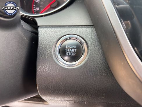 Used 2018 Toyota Camry XSE image 28