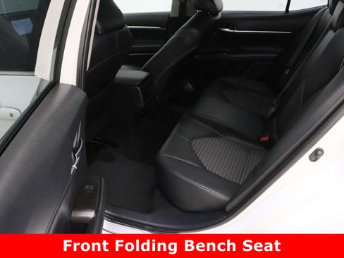 Used 2024 Toyota Camry SE image 26