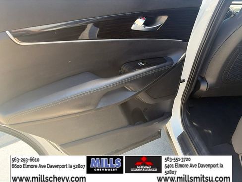 Used 2020 Kia Sorento FWD V6 image 22
