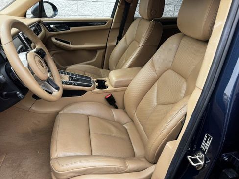 Used 2016 Porsche Macan S image 7