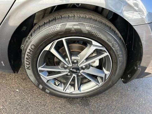 Used 2024 Kia Forte LXS FWD image 47