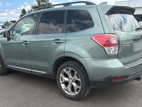 Used 2018 Subaru Forester 2.5i Touring w/ Popular Package #3B AWD/4WD image 3