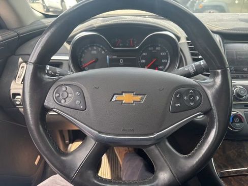 Used 2015 Chevrolet Impala LTZ image 27
