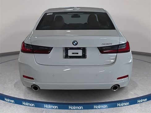 Used 2026 BMW 330i Sedan w/ Convenience Package RWD image 5